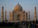See the Taj Mahal on Random Things to Add to Your Bucket List Now