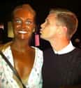 When You Fall in Love with a Mannequin on Random Spray Tan Fails That Will Give You Nightmares