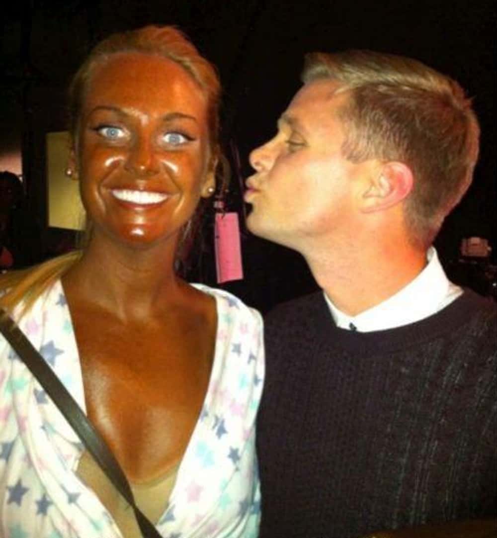 18 Spray Tan Fails That Will Give You Nightmares