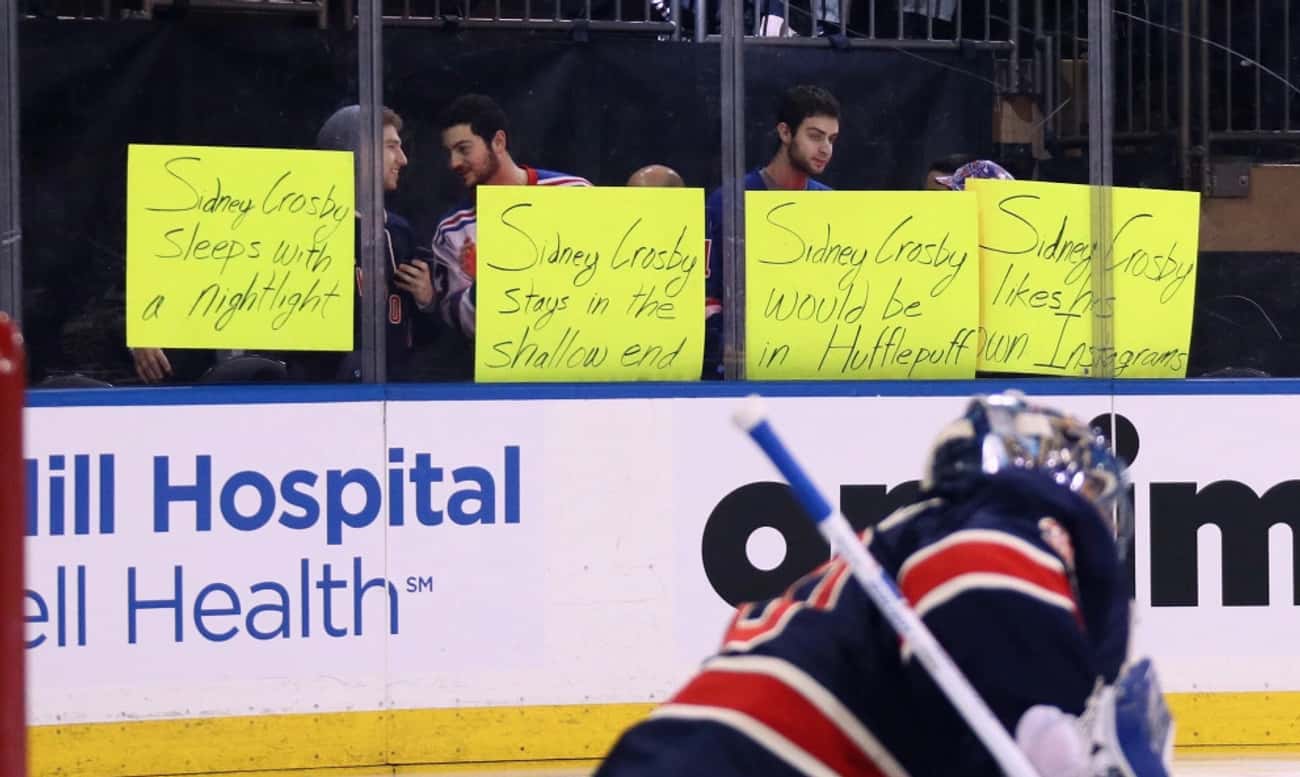 NY Rangers fans politely troll Sidney Crosby