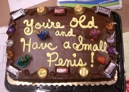 Прикольные надписи на торт подростку. Прикольные надписи на торт. Смешные надписи на торт. Торты с приколами на день рождения. Надпись на торт мужчине