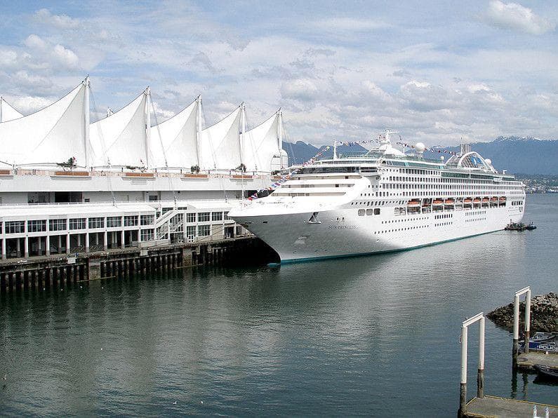 15 People Who Died on Their Own Honeymoons