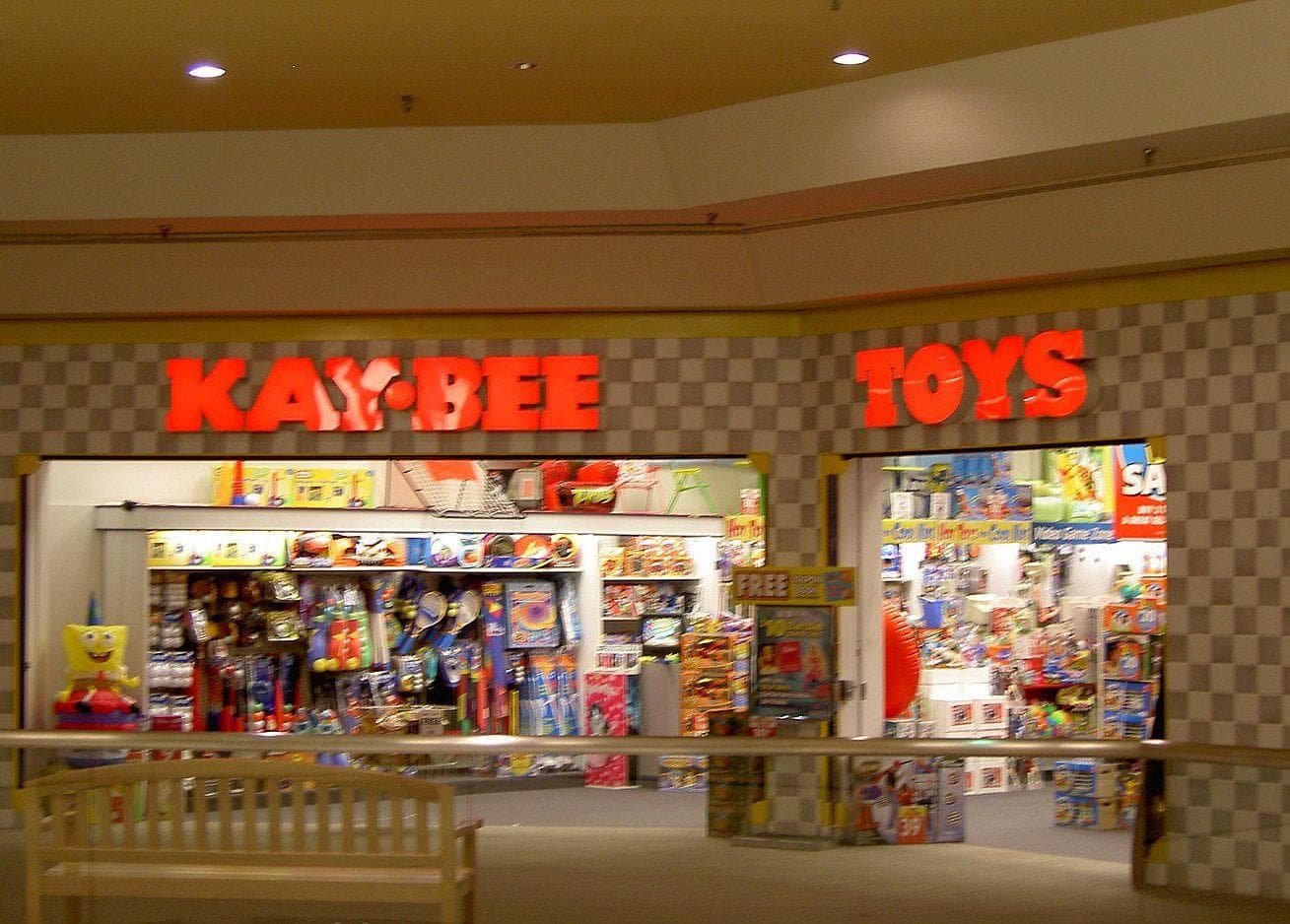 The Best Mall Stores From The 2000s That No Longer Exist