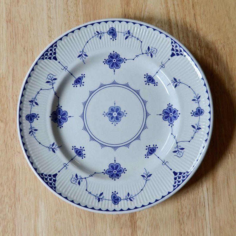 List 101+ Pictures Why Do They Break Plates At Weddings Superb 10/2023