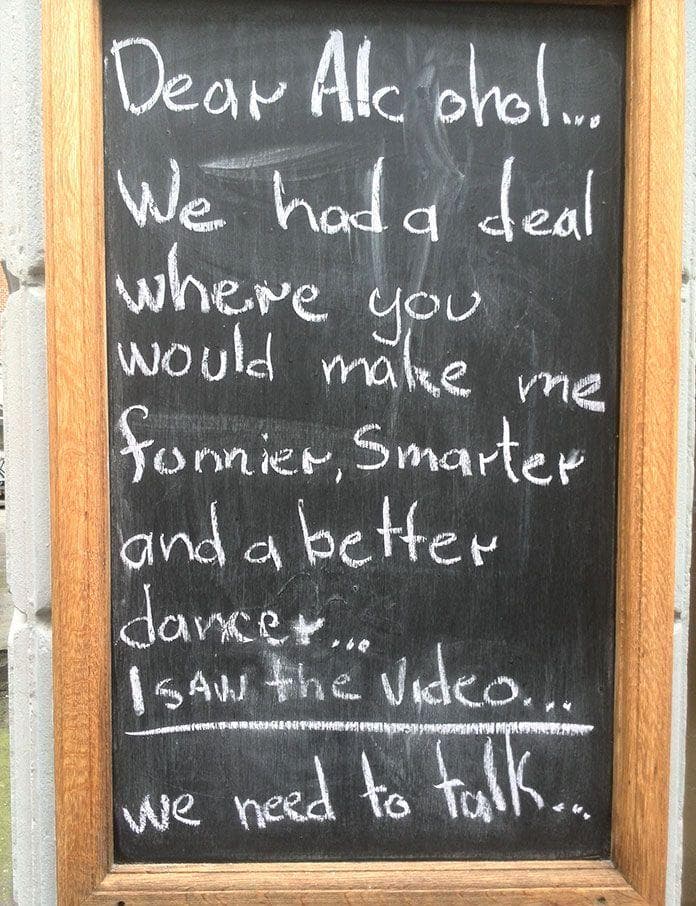 25 Funny Bar Signs You'd Cheers To