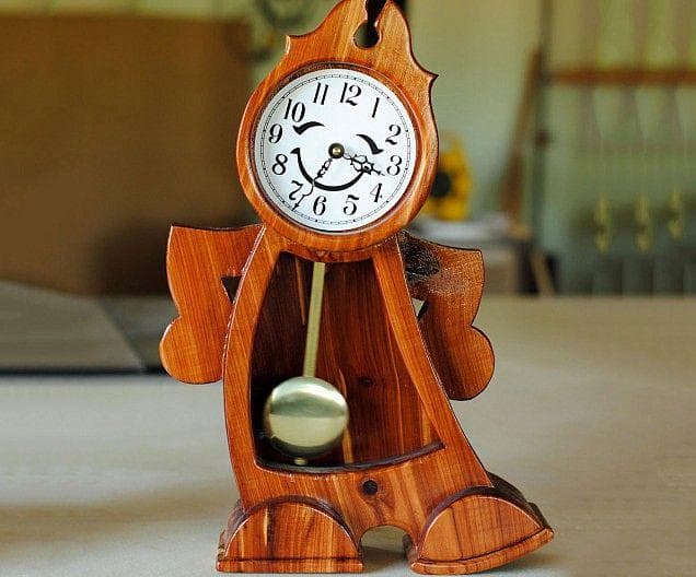 29 Funny Clocks That Are Set to LOL O'Clock
