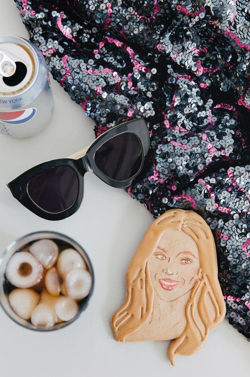 The Most Beautiful Portraits Made with Cookie Icing