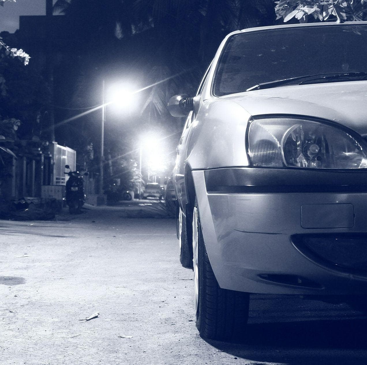 Creepy Backstories And Versions Of The Hook Man Urban Legend