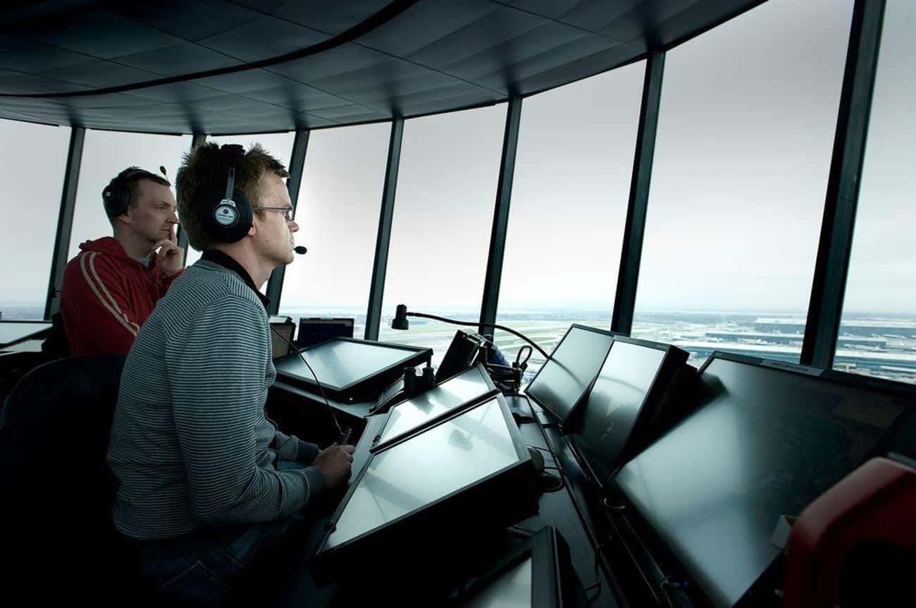 US Air Traffic Controllers Use 40-Year-Old Technology