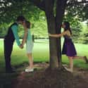 Let it Tree on Random Hilarious Third Wheel Photos of People Who Are Destined to Die Alone