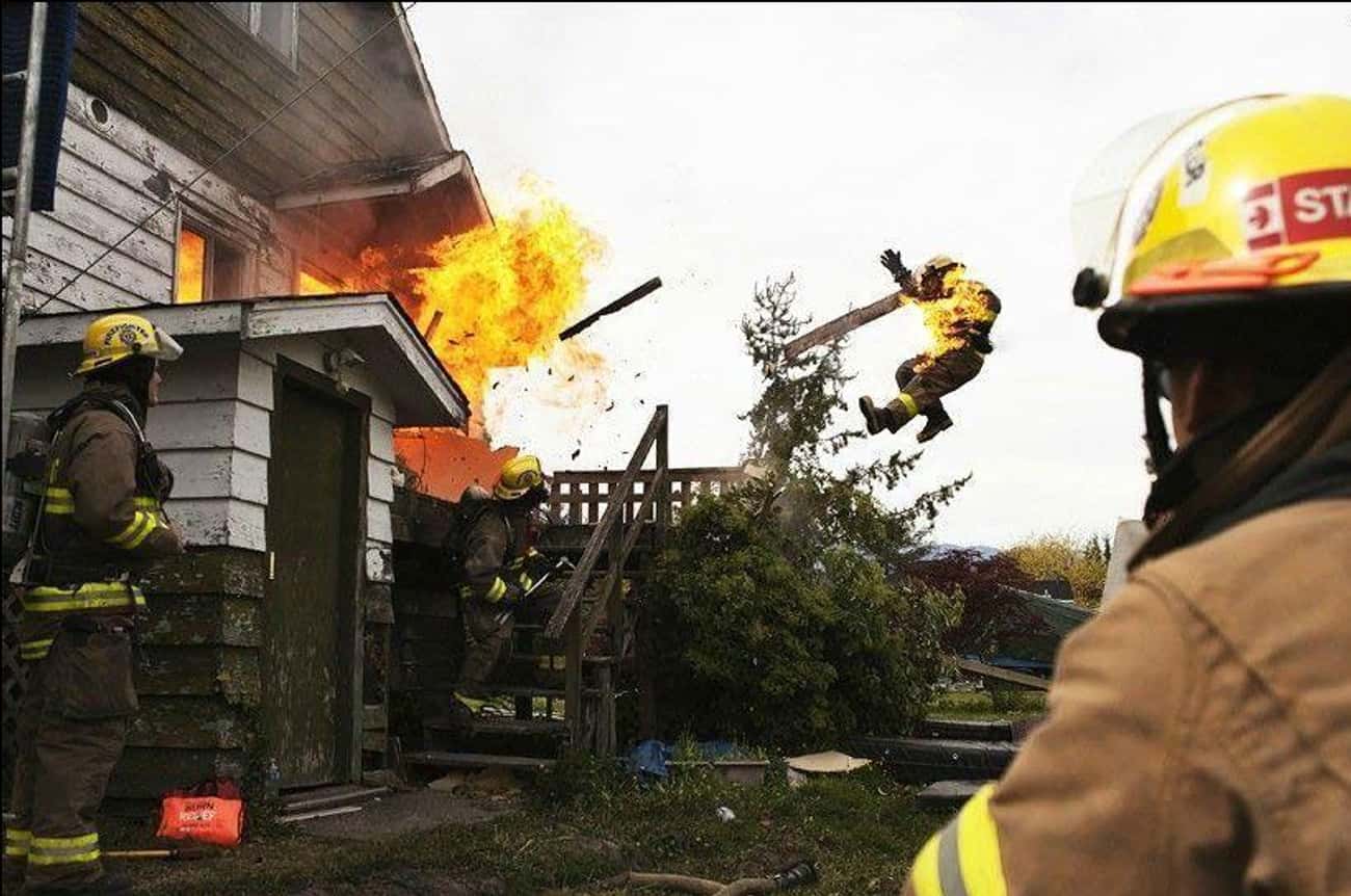 Приколы про пожарных и спасателей