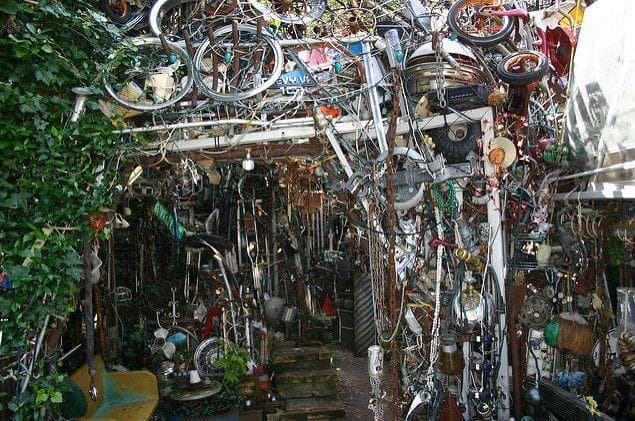 Image of Random Absurdly Crazy Buildings Made from Trash and Recycled Materials