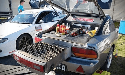 25 Perfect Examples of Tailgating Done Right