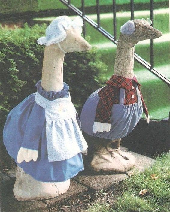Popular Lawn Ornaments Everyone Has and Why They Became a Thing