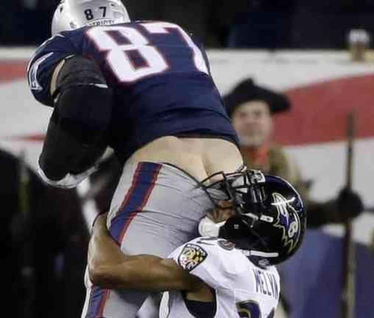 The Funniest & Most Awkward NFL Photos Ever Taken