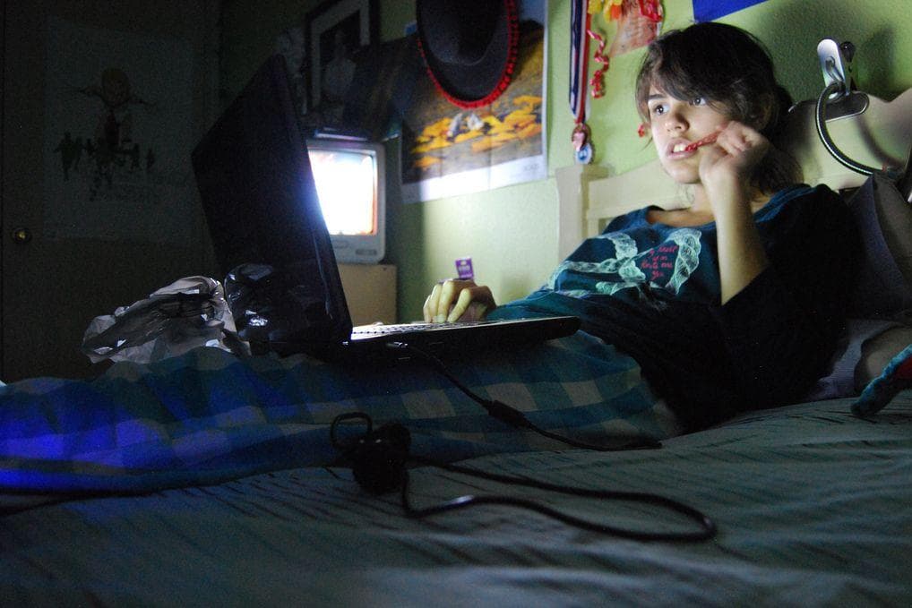 Eating Right Before Bed Causes Vivid Dreams