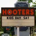 Kids Love Hooters on Random Funny Sports Bar Signs You'll Appreciate Sober or Drunk