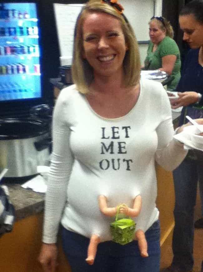 23 Funny Halloween Costumes  for Pregnant  Women  That Are 