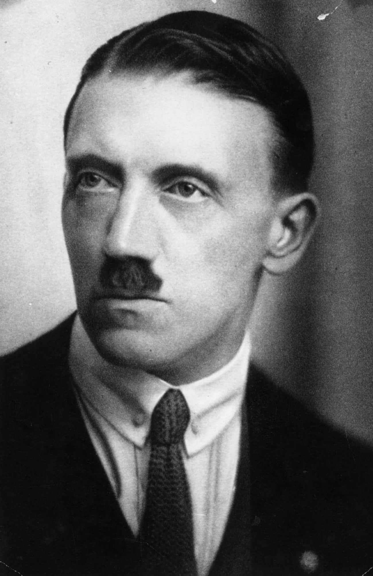 Adolf Hitler – Failed Art Student And Vagrant