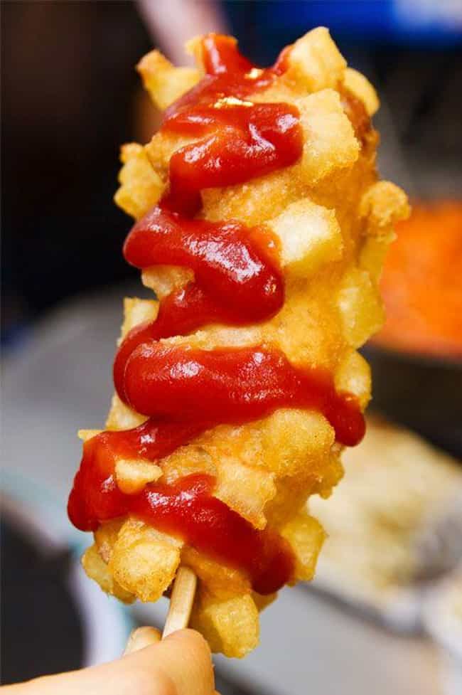 27 Mouth-Watering Pictures of Hot Dogs From Around the World