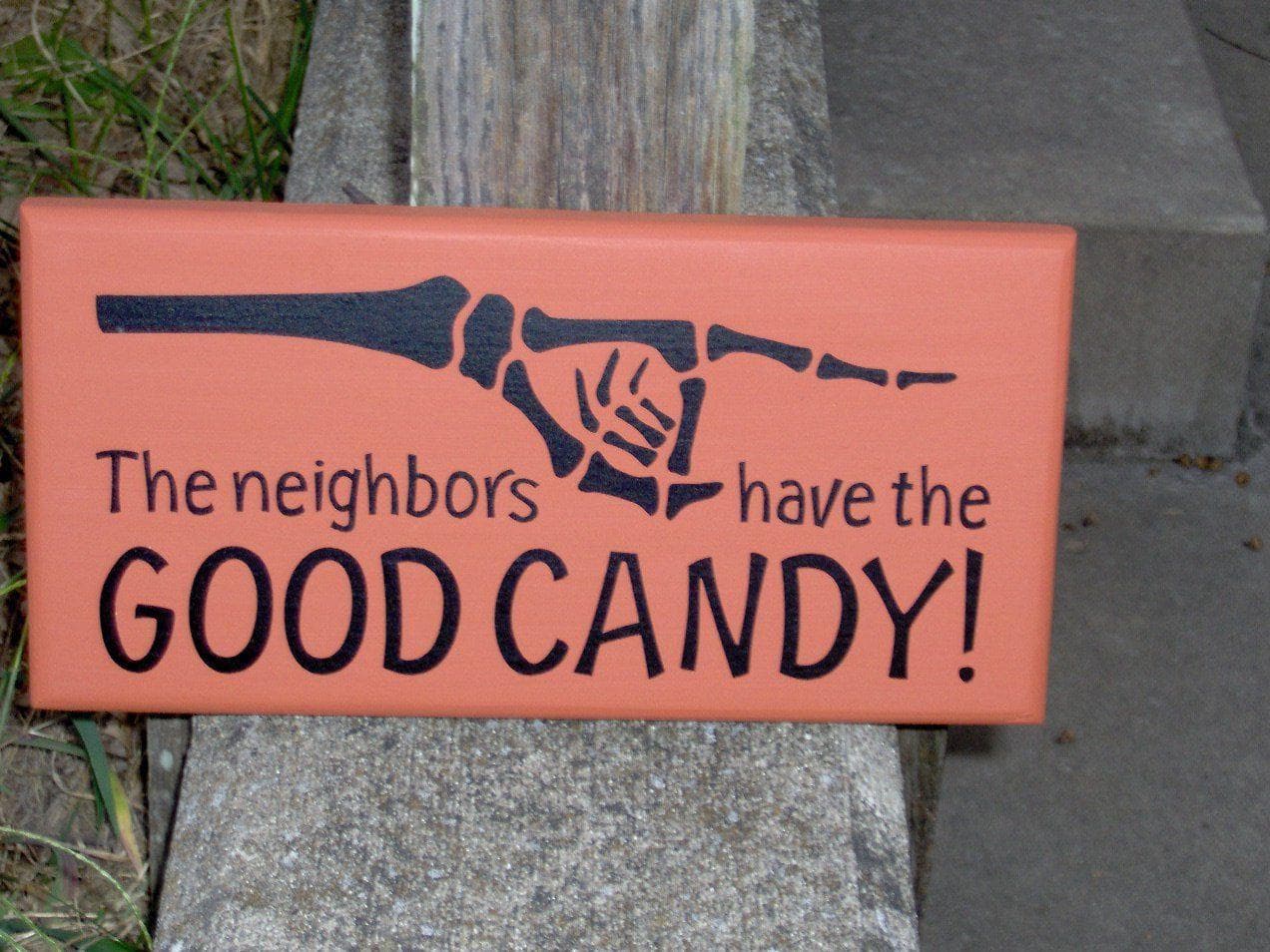 17 Funny Trick-or-Treat Signs Spotted on Halloween Night