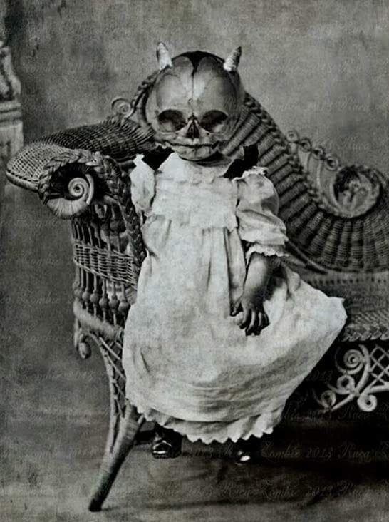 12 Common Halloween Symbols and Their Surprisingly Creepy Origins