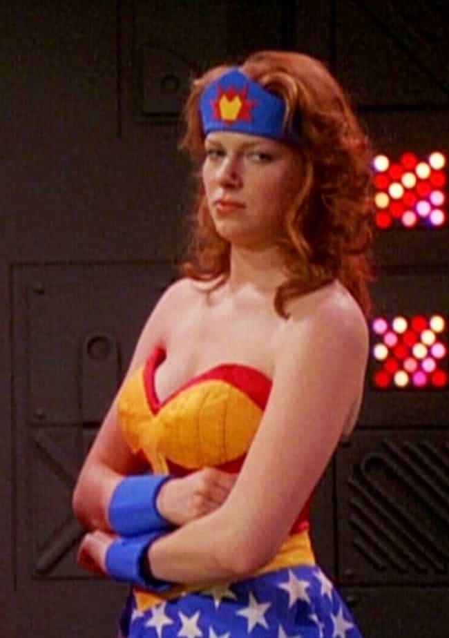 Laura Prepon Seeing Red As Wonder Woman On 'That 70's Show'