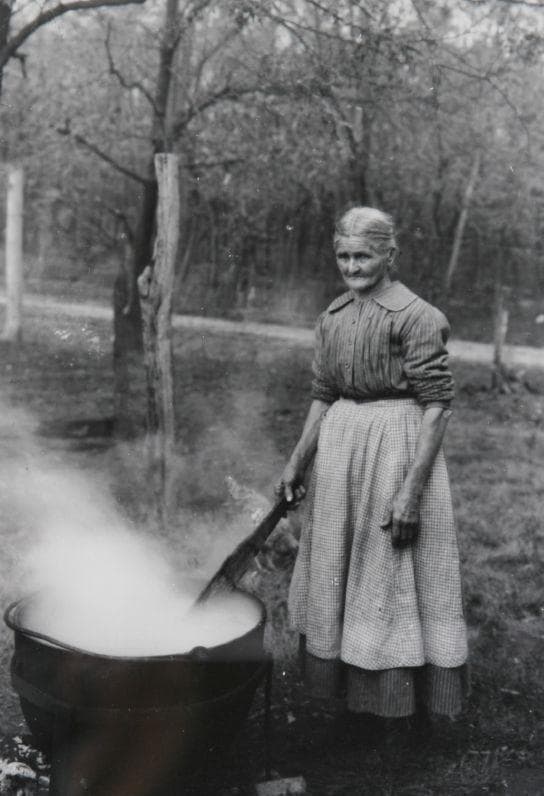 Gruesome Facts About Serial Killer & SoapMaker Leonarda Cianciulli