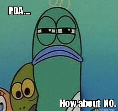 28 Hilarious Memes About PDA That Everyone Can Relate To