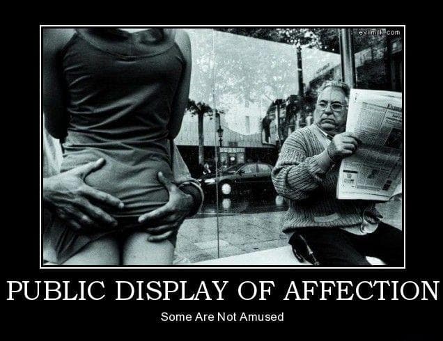 28 Hilarious Memes About PDA That Everyone Can Relate To