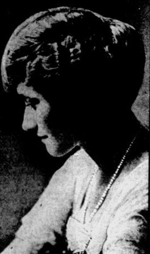 She Grew Up On The Fringes Of High Society