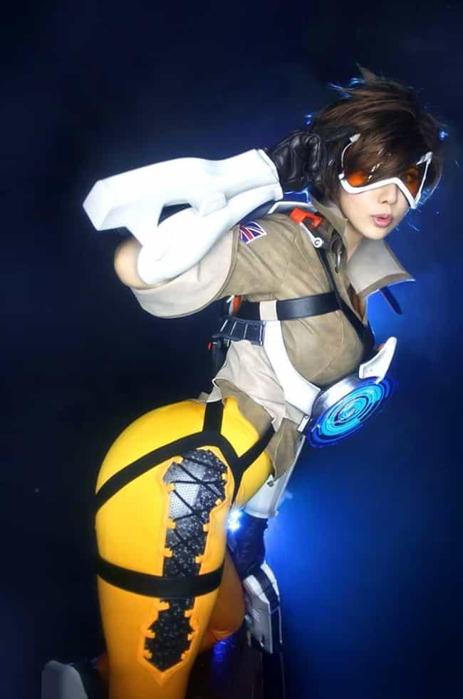 Tracer Overwatch cosplay by @happyacorncosplay : gaming