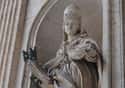 Her Statue Was Altered In The Cathedral At Siena on Random Bizarre Theories About Pope Joan, Female Pope Who May Have Not Existed