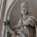 Her Statue Was Altered In The Cathedral At Siena on Random Bizarre Theories About Pope Joan, Female Pope Who May Have Not Existed
