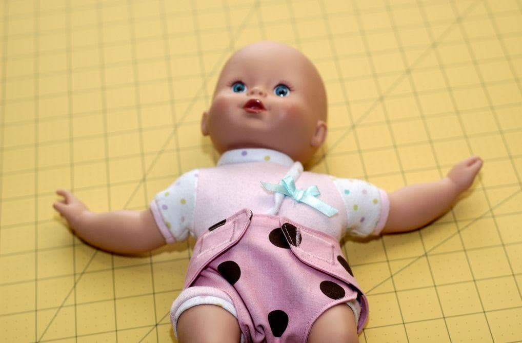 22 Brilliant Ways To Hide Cash Around Your Home Just In Case