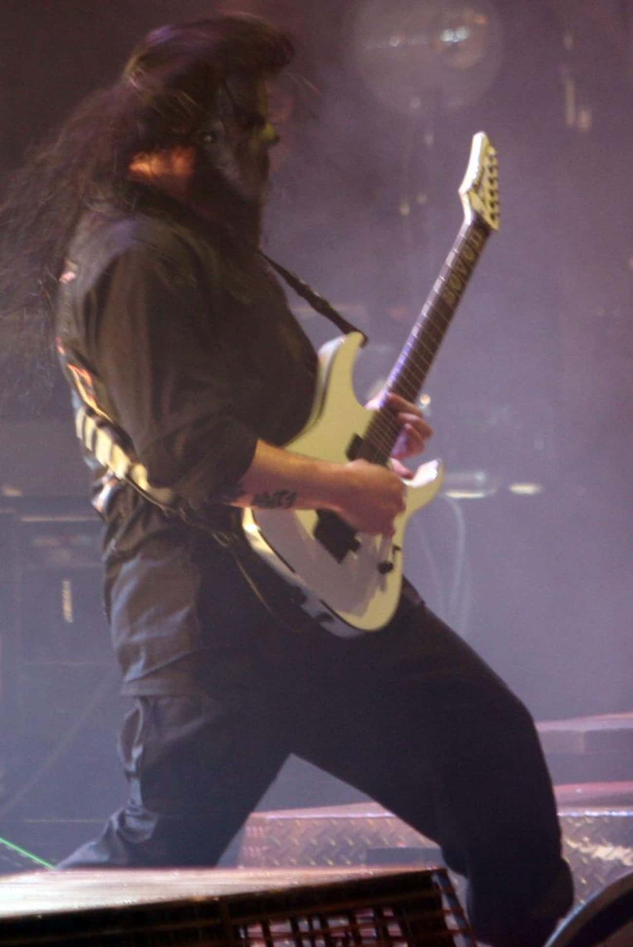 Guitarist Mick Thomson Had A Public, Drunken Knife Fight With His Brother