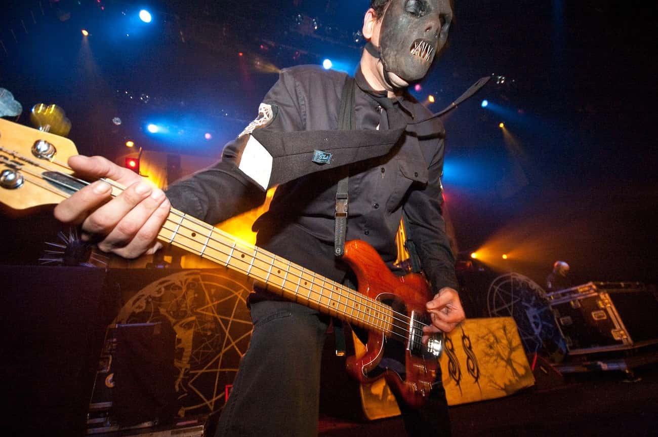 Bassist Paul Gray And Guitarist Jim Root Once Jump Off Stage To Fight Fans Of A Rival Masked Metal Band
