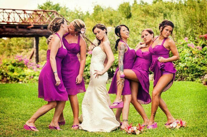 20 Wedding Photos That Are Straight Up Trashy - 650x432 - jpeg Uncensored Bridesmaids Wedding