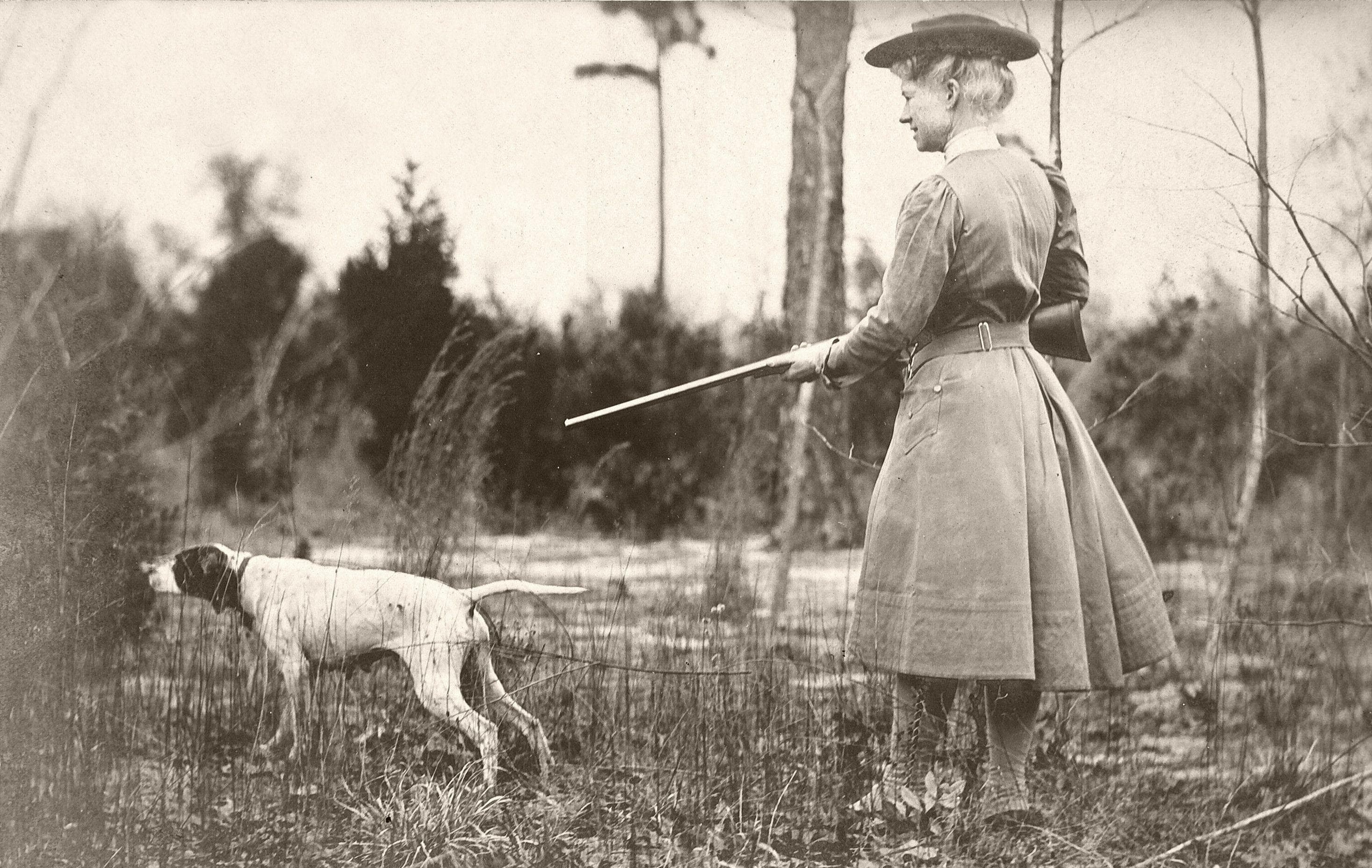 Image of Random Badass Facts About Annie Oakley That Prove She Could Outshoot Any Man