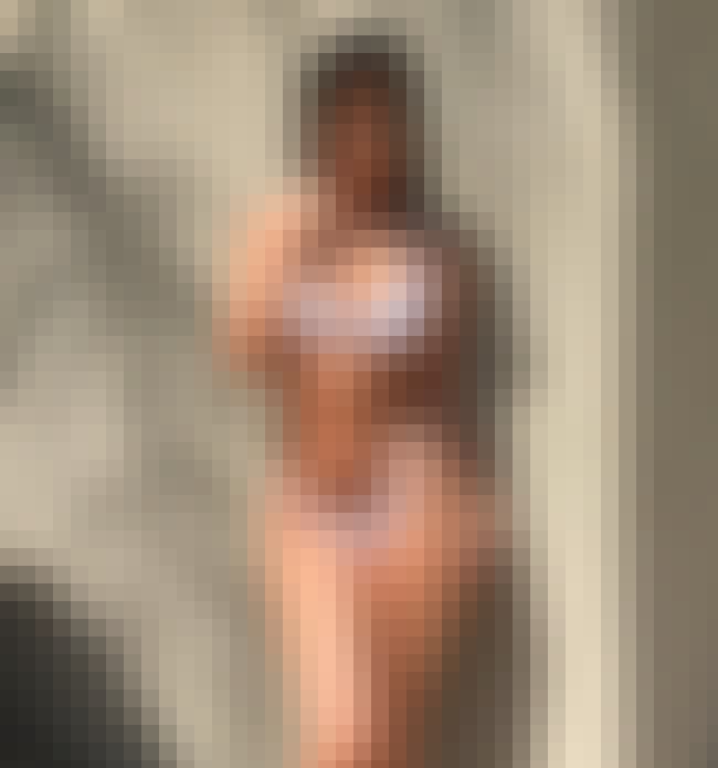 25 Sexiest Julia Kelly Photos Near Nude Julia Kelly Pics