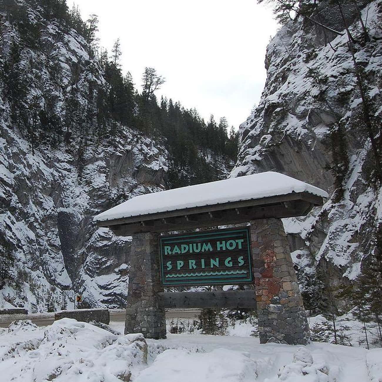 People Submerged Themselves In Radium-Laced Water At Spas