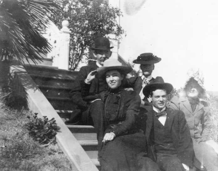 Herbert And Lou Hoover, 1899