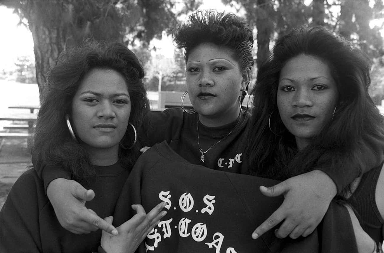 Группировки женщин. 80е Лос Анджелес банды. Банды Лос Анджелеса Крипс. Банды Лос Анджелеса 90-х.