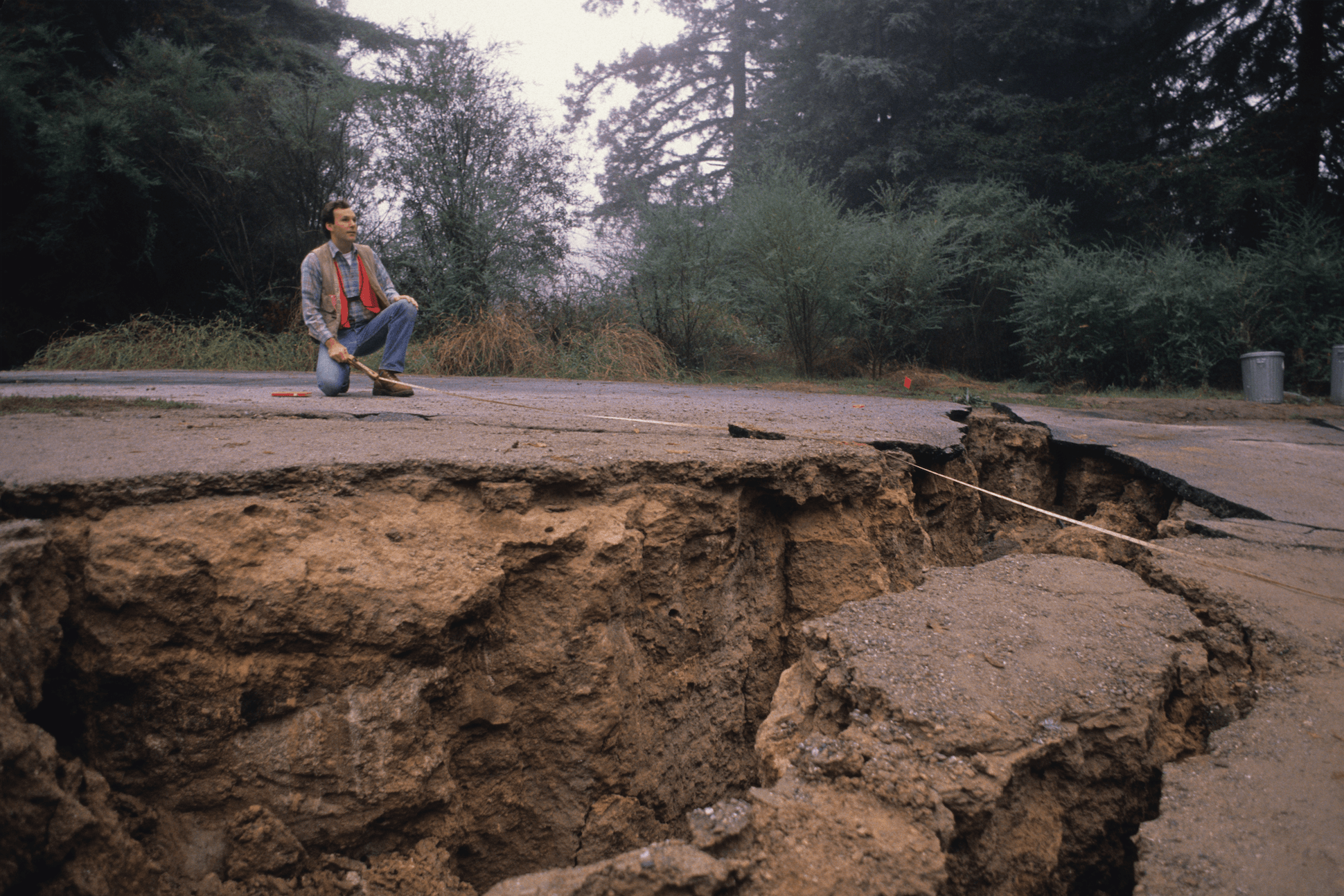 16 Devastating Photos From The 1989 Loma Prieta Earthquake