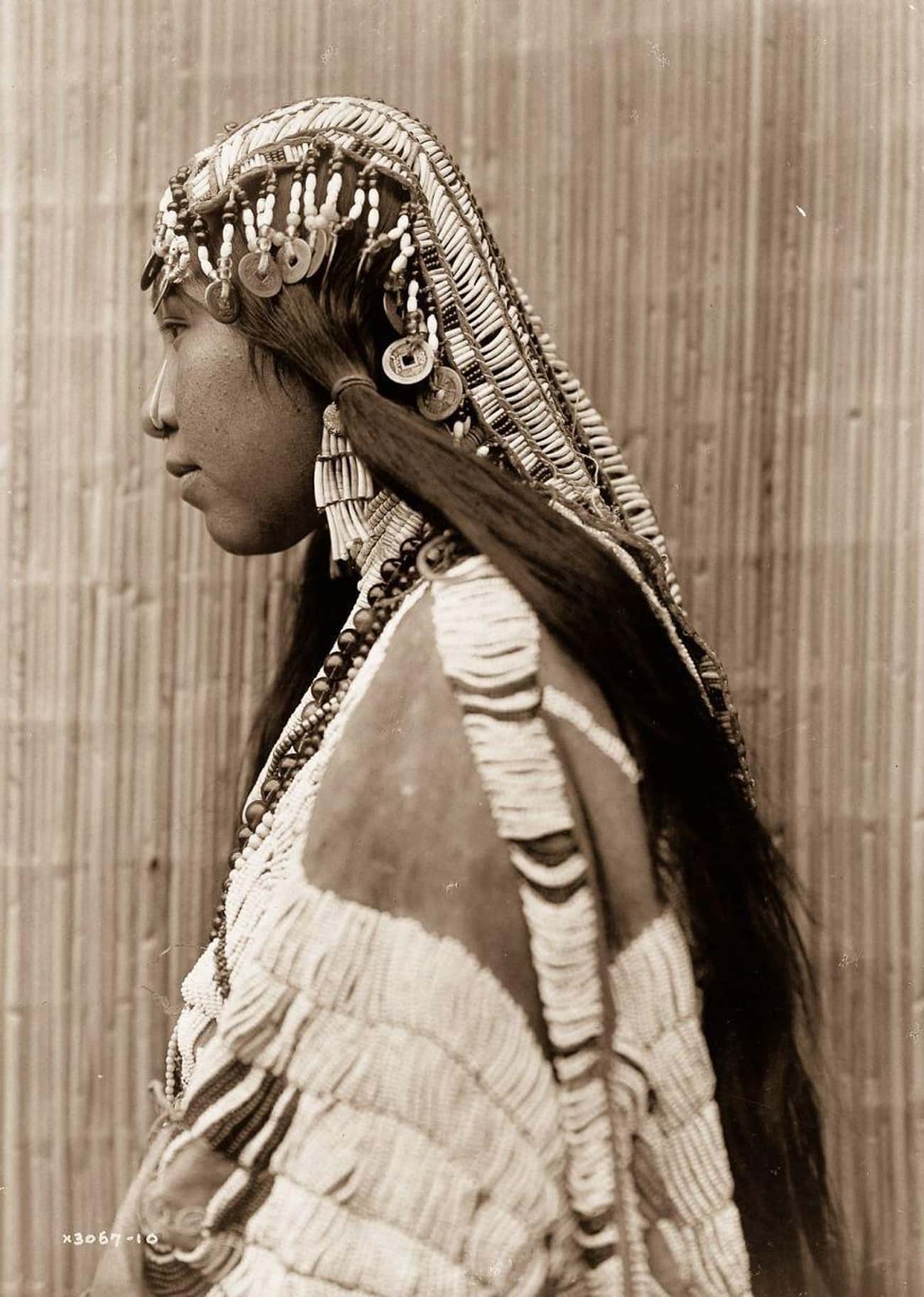Beautiful Early 1900s Native American Photos