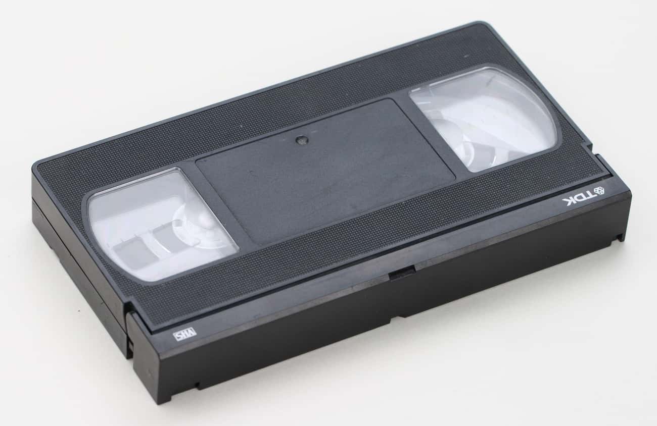 13 Things You Remember If You Grew Up On VHS Tapes