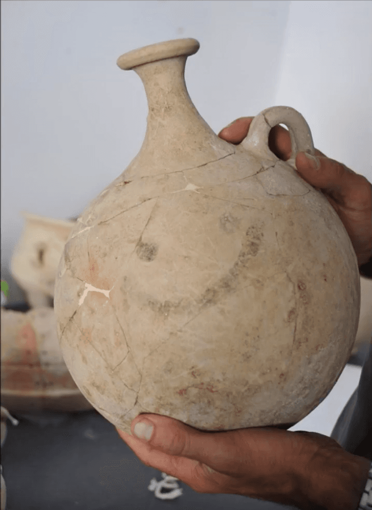 Earliest Recorded Emoji Found Carved Into 3 700 Year Old Pottery