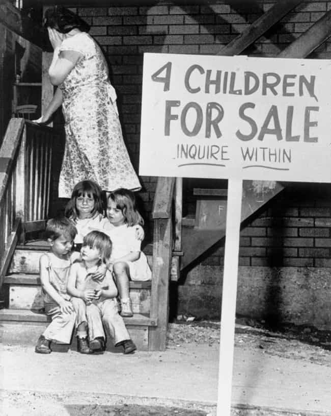 Mothers Depression When Kids Are Young >> The Tragic Story Behind The Photo Of Four Children Who Had To Be Sold To Escape Poverty In The 1940s Mothers Depression When Kids Are Young >> The Tragic Story Behind The Photo Of Four Children Who Had To Be Sold To Escape Poverty In The 1940s