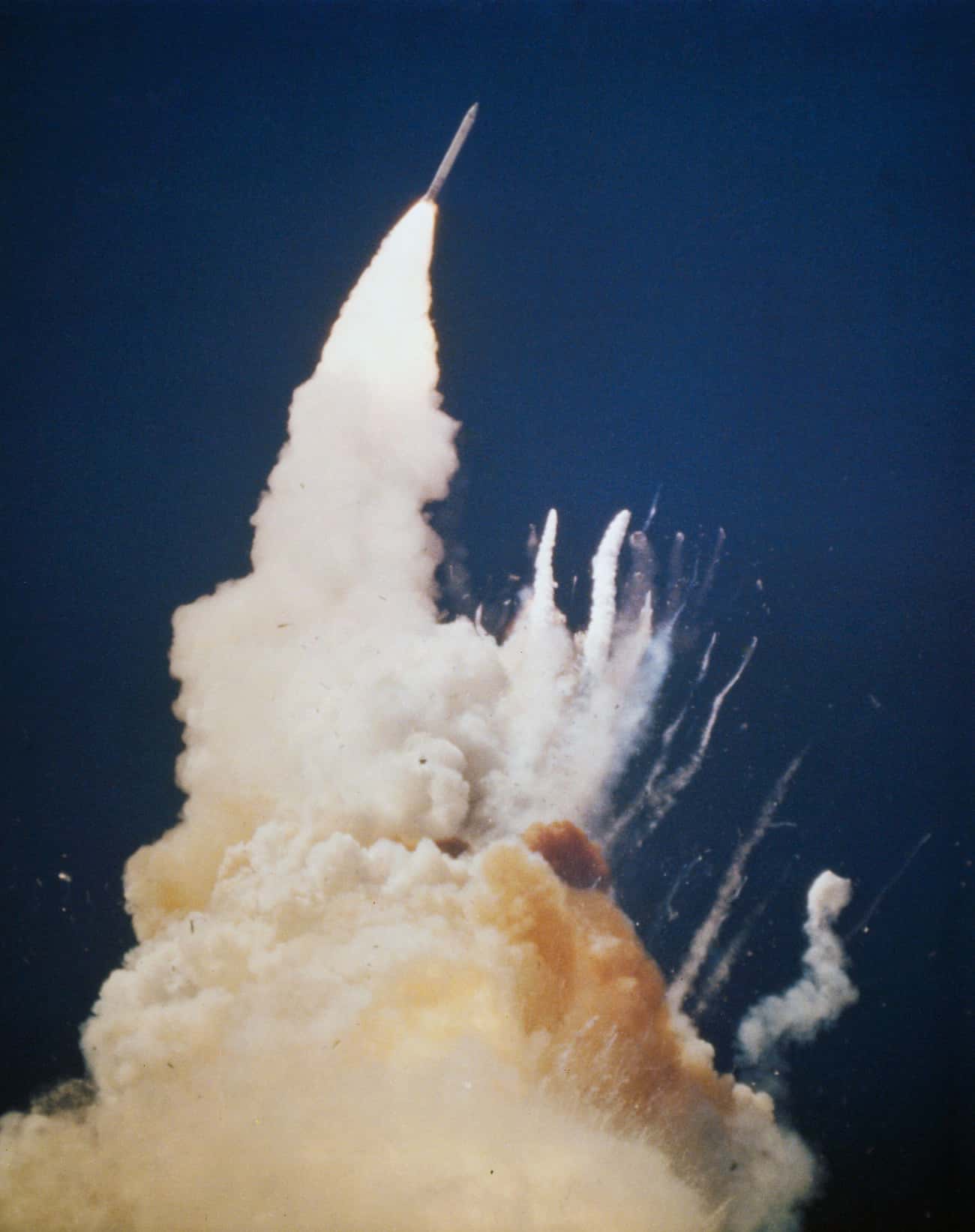 The Cabin Of The Challenger Actually Escaped The Explosion Mostly Intact