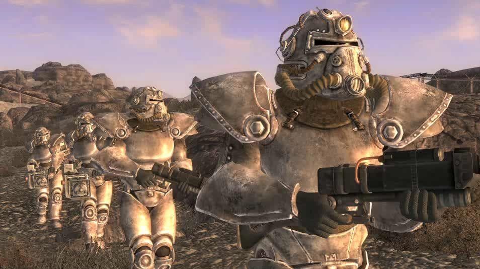 Фоллаут нью вегас база братства стали. Fallout 3 new vegas силовая броня. Как стать в fallout new. Нью вегас торготрон. Fallout паладин братство стали.
